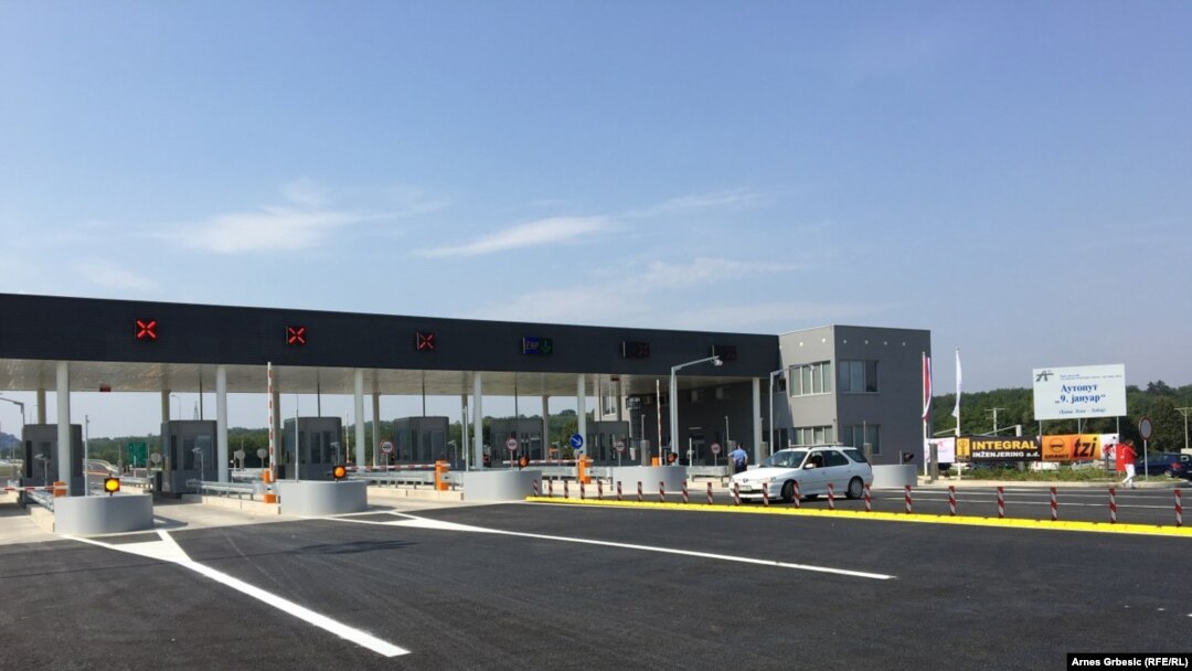 Ulaz na autoput kod sela Johovac