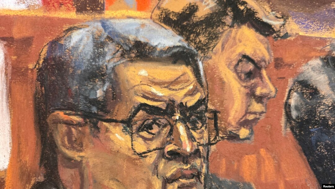 ARCHIVO - El expresidente de Honduras Juan Orlando Hernández asiste a su juicio por cargos de tráfico de drogas en EEUU en un tribunal federal en el distrito de Manhattan de la ciudad de Nueva York, el 7 de marzo de 2024 en este boceto de la sala del tribunal. 