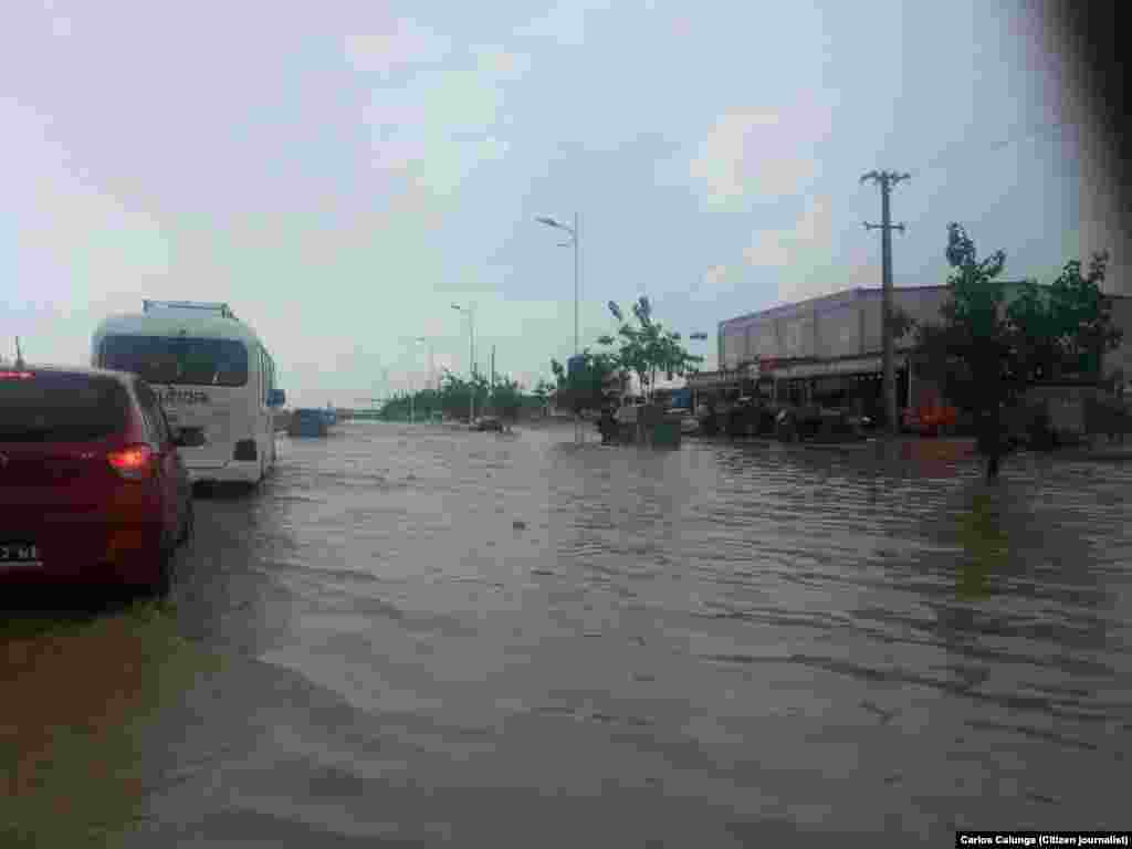 Chuvas em Talatona. Luanda Angola