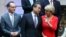 Ngoại trưởng Úc Julie Bishop nói chuyện với Ngoại trưởng Trung Quốc Vương Nghị, bên cạnh là Ngoại trưởng  Đức Heiko Maas tại hội nghị các ngoại trưởng G20 ở Buenos Aires, Argentina, ngày 21/5/2018. 