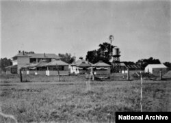 Tuberculosis Sanitorium buildings, Phoenix Indian School ca.1890-1910.