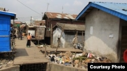 A section of the Badia East community in Lagos, Nigeria, before the forced eviction on February 23, 2013. (Social and Economic Rights Action Center)