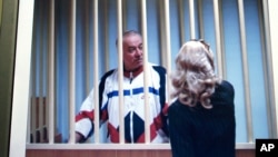 Сергей Скрипаль в зале суда. Москва, Россия. 9 августа 2006 г.