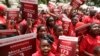 Nigéria: Boko Haram divulga 'prova de vida' de estudantes sequestradas em Chibok