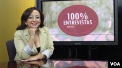 Lucia Pineda, jefe de prensa del canal nicaraguense 100% Noticias, agradece, en teleconferencia desde fuera de su país, el premio Coraje en Periodismo 2019, otorgado por la Fundación Internacional de Mujeres Periodistas.