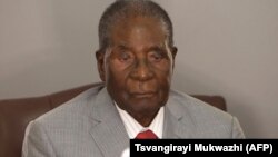 VaRobert Mugabe