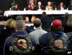 Veterans listen as the House Veterans Affairs subcommittee on oversight and investigations holds a hearing March 4, 2016, in Concord, N.H. The committee met to discuss pain management and best practices for prescribing opioids to veterans in order to prevent addiction.