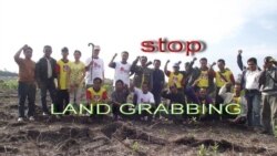 Masyarakat Dayak Kalteng melakukan protes terhadap terjadinya perampasan tanah di daerahnya (foto: courtesy).