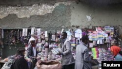 Des vendeurs au marché Mercato à Addis-Abeba le 13 juin 2015, le 13 juin 2015. REUTERS / Tiksa Negeri - RTX1Z3E6