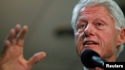 El expresidente Bill Clinton es un fuerte defensor del nuevos Sistema de Salud, aunque sostiene que es necesario cumplir con las promesas hechas.