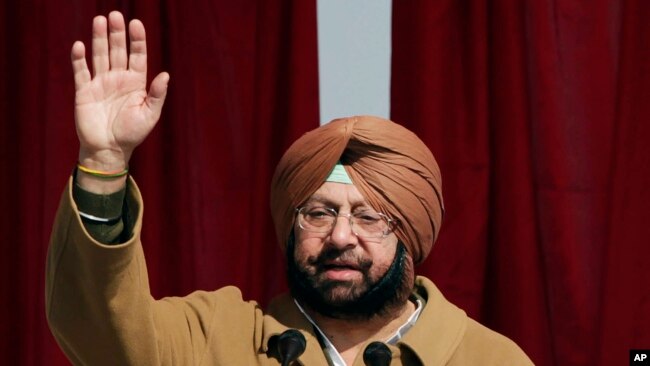 بھارتی پنجاب کے وزیر اعلیٰ کیپٹن امرندر سنگھ۔ فائل فوٹو