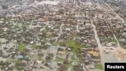 Helicopter footage shows flooding and damage after Cyclone Idai in Beira, Mozambique, March 17, 2019 in this image taken from a social media video on March 18, 2019. (International Federation Of Red Cross And Red Crescent Societies)