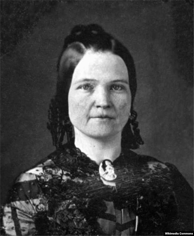 Mary Todd Lincoln in 1846 or 1847