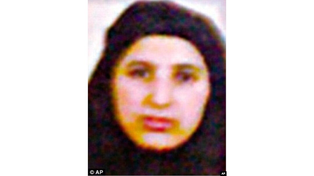 Amal Ahmad Abdulfattoh, Osama bin Ladenning eng yosh xotini. Hozirda 30 yoshda.