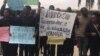 Manifestação de professores voluntários no Namibe