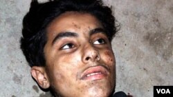 Omar, remaja 14 tahun, yang gagal melakukan serangan bunuh diri di Dera Ghazi Khan, Pakistan.