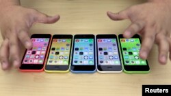 Les nouveaux iPhone 5C 