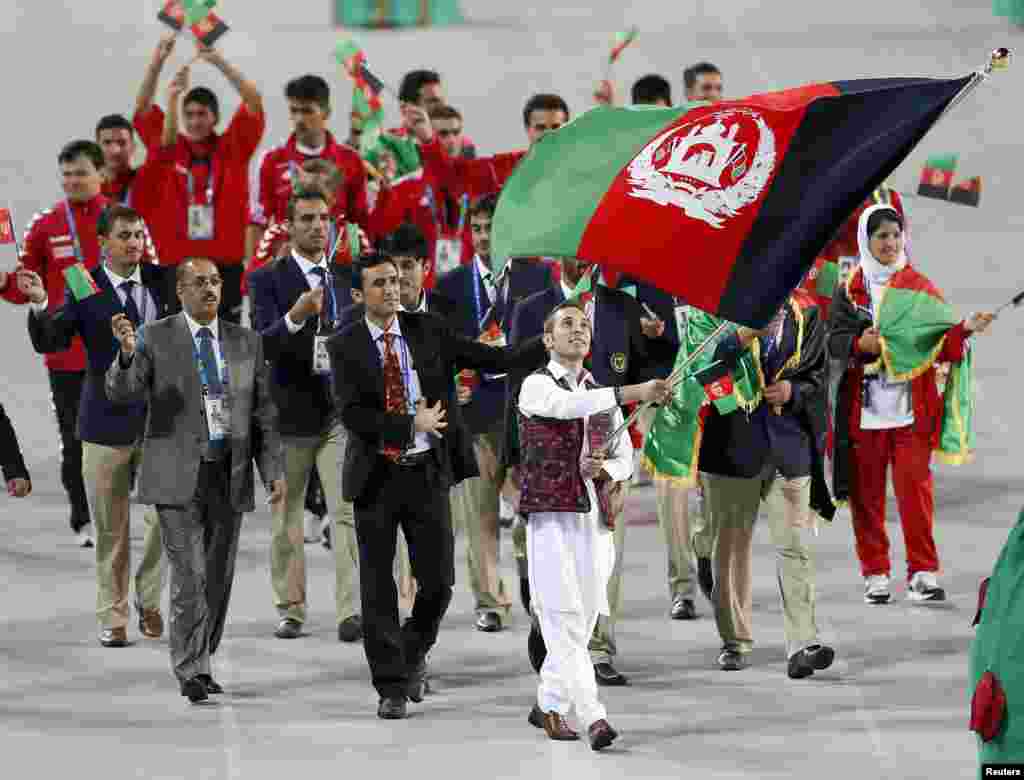 ایشیائی کھیلوں میں افغانستان کا دستہ بھی شامل ہے۔ 