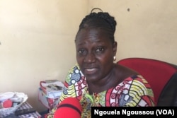 Firmine Sama Ondzombo, directrice de l'école Djiri Pont, au Congo, le 28 février 2018. (VOA/Ngouela Ngoussou)