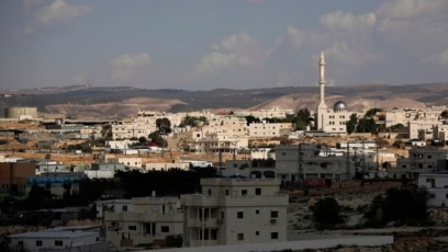 Pemandangan Kota Hura yang mayoritas dihuni suku Bedouin di Padang Pasir Negev, Israel, 20 Oktober 2014.