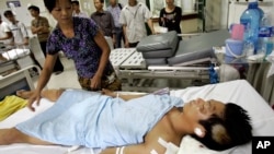 Một nạn nhân tai nạn giao thông ở Việt Nam đang được điều trị. Việt Nam là nước có tỷ lệ tai nạn giao thông vào hàng cao trên thế giới (Hình ảnh chỉ mang tính minh họa)