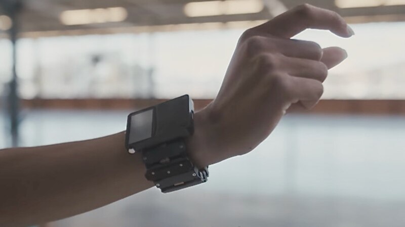 Facebook Wrist Device Aims to Permit Control of Virtual Objects