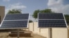تھرپاکر: کنوؤں سے پانی نکالنے کے لیے شمسی توانائی کا استعمال