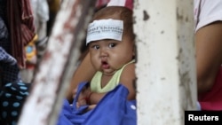 64 niños han muerto en los últimos días debido a la epidemia, cuya causa era hasta ahora desconocida. Los infantes han sido atendidos en los hospitales infantiles Kantha Bopha de Phnom Penh, y sólo dos han sobrevivido. 