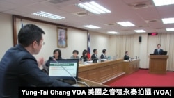 台灣立法院外交及國防委員會11月7號質詢的情形 (美國之音張永泰拍攝)