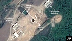 Gambar satelit yang diambil tanggal 26 Mei 2013 ini menunjukan fasilitas peluncuran uji-coba roket terbaru Korea Utara di wilayah Tonghae, Korea Utara (AP Photo/Astrium - 38 North).