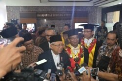 Wapres Ma'ruf Amin jumpa pers usai menghadiri kegiatan Dies Natalis UNS Solo, Rabu, 11 Maret 2020. (Foto: Humas UNS Solo)