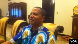 Moïse Katumbi, l'ancien gouverneur de l'ex-province du Katanga, lors d'une interview avec VOA Afrique à Lubumbashi, 5 mai 2016, VOA/Narval Mabila