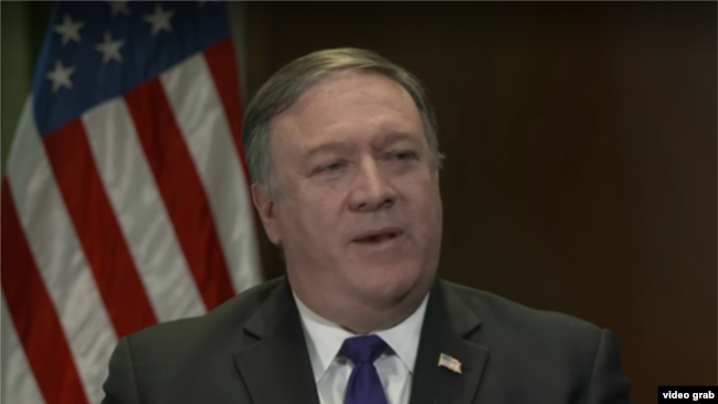 美国国务卿蓬佩奥在墨西哥城接受美国之音特约撰稿人格莱塔·范·萨斯特伦专访。(2018年10月19日)