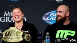 Ronda Rousey & Travis Browne