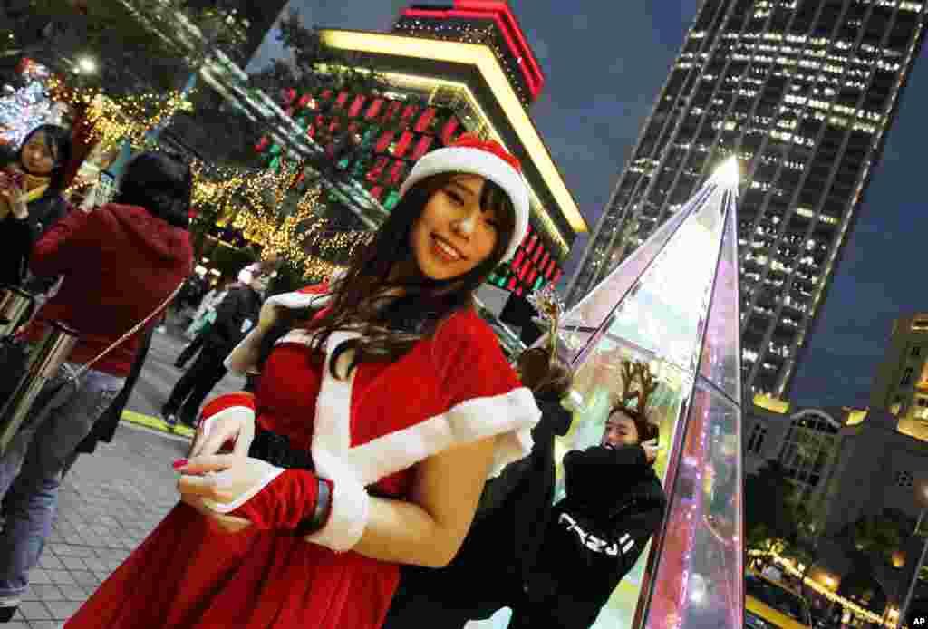 17年圣诞节在中国 台湾和亚洲 22图 禁闻网