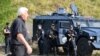 Specijalne jedinice kosvoske policije ROSU na prelazu Jarinje gde protestuju i Srbi sa severa Kosova