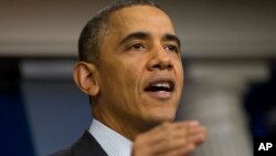Barack Obama defendió la propuesta aprobada por el Senado para aprobar con mayoría simple, 51 votos, a los nominados por el mandatario. 