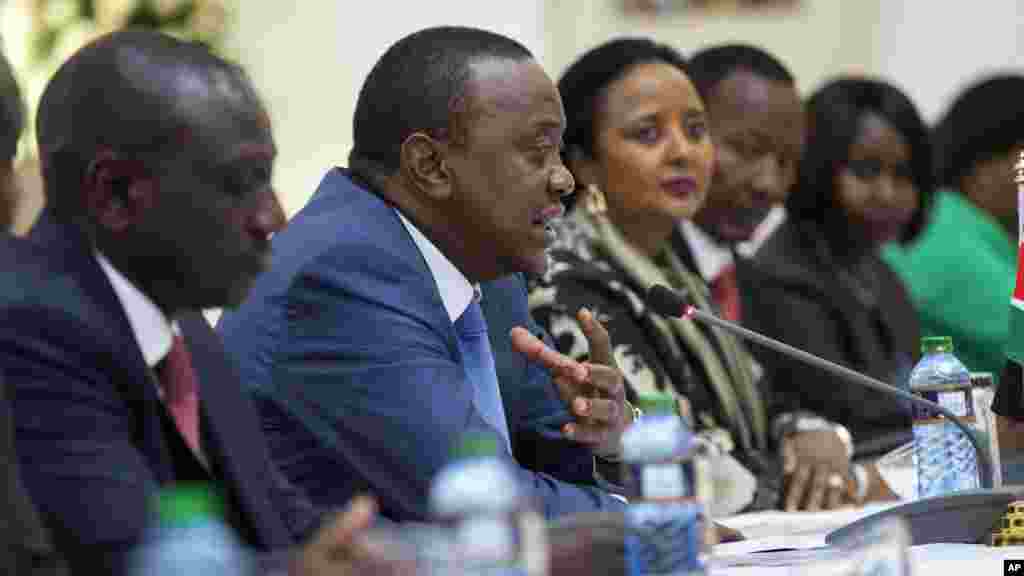 Le président Uhuru Kenyatta prend la parole lors de la réunion bilatérale, Nairobi, 25 juillet 2015.