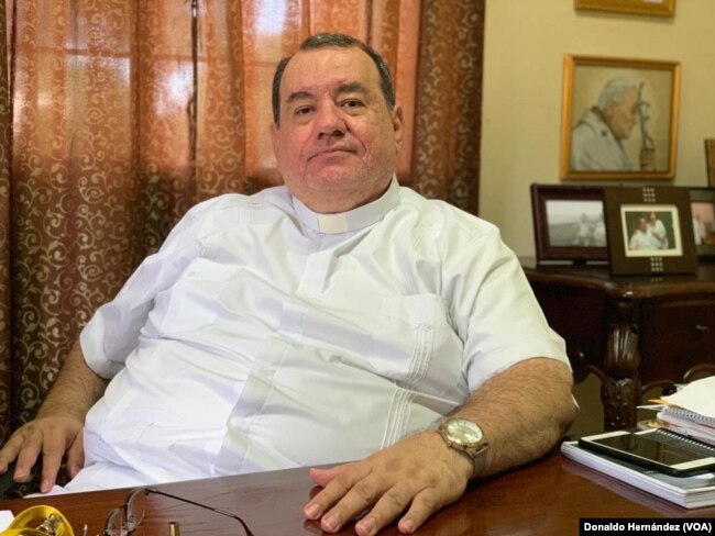 Monseñor Carlos Avilés, Vicario de la Arquidiócesis de Managua y mediador del fallido diálogo en el año 2018.