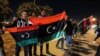 Des milliers de Libyens célèbrent l'anniversaire de "leur" révolution