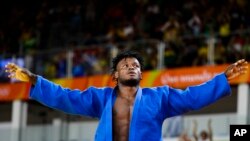 Popole Misenga won his first judo bout in Rio.