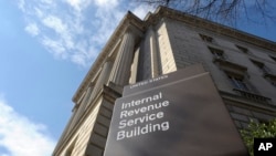Gedung Dinas Penerimaan Pajak Federal Amerika (IRS) di Washington DC, 22 Maret 2013 (Foto: dok).