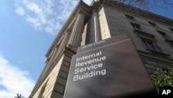 EL IRS dijo que al menos había procesado 15 mil devoluciones de impuestos fraudulentas durante la temporada 2015 debido al robo cibernético del que fue víctima.
