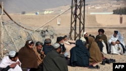 Millones de afganos viven bajo el gobierno talibán en Afganistán, donde el grupo controla más territorio que en cualquier otro momento desde que fue derrocado en 2001 por las fuerzas lideradas por Estados Unidos.