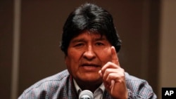 Desde México, país en donde Evo Morales se encuentra asilado, dijo que si las elecciones convocadas ayudarán a pacificar el país, eran bienvenidas.