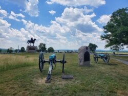 Gettysburg, Pennsilvaniya - Vətəndaş Müharibəsinin həlledici döyüş meydanı. 1-3 iyul, 1863. Birləşmiş Ştatların vahid dövlət kimi saxlanılması və qulların azad edilməsi üçün aparılan mücadilədə pennsilvaniyalılar İttifaq qüvvələrinin üçdə birini təşkil edirdi.