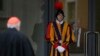 Các hồng y tới Vatican trước cuộc mật nghị bầu Đức giáo hoàng