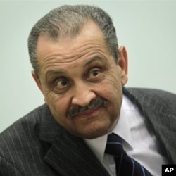 Umushikiranganji ajejwe ibitoro mu gihugu ca Libya Shukri Ghanem.