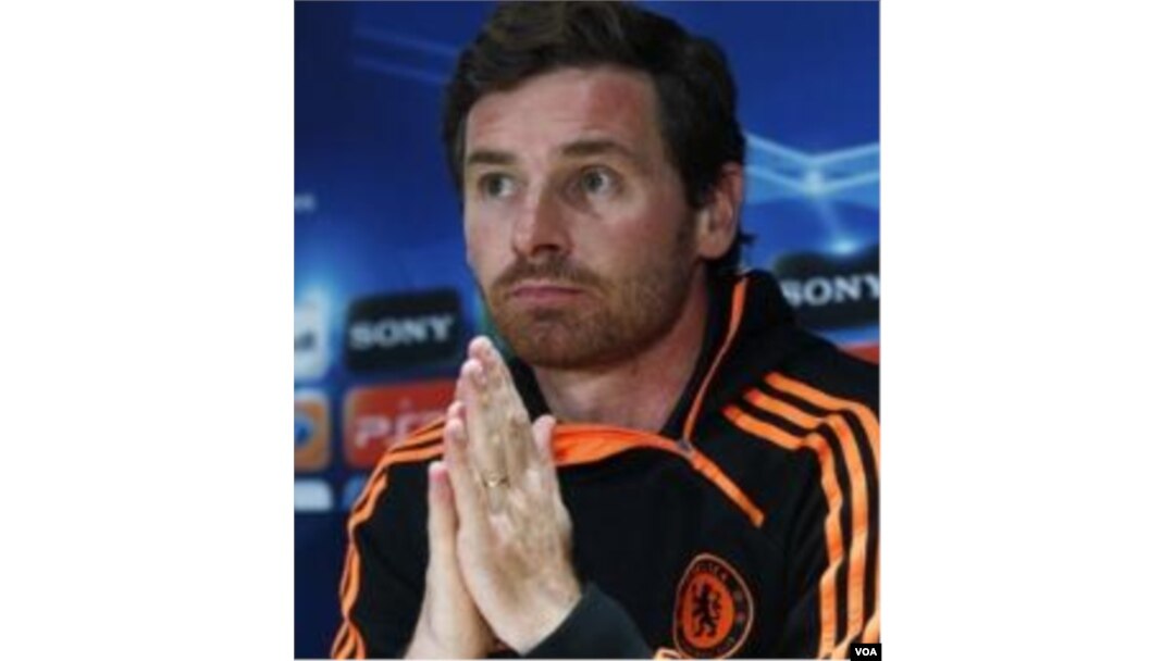 Manajer Chelsea, Andre Villas-Boas dalam sebuah konferensi pers di London (5/12).