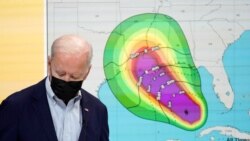 Presidenti Biden në agjensinë e emergjencave FEMA (Reuters, 28 gusht 2021)